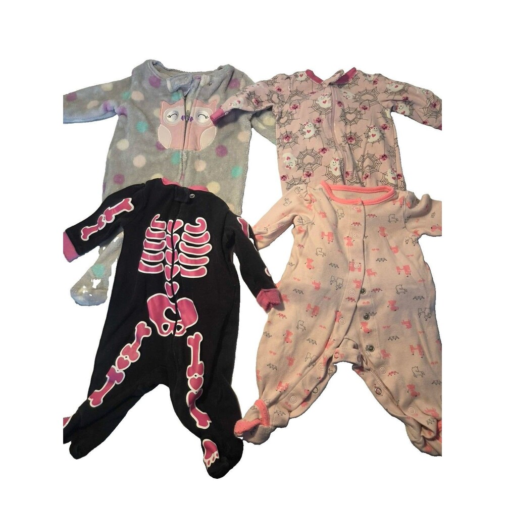 Baby Girl Pajamas Lot Of 4 Including Carters  0-3 Months